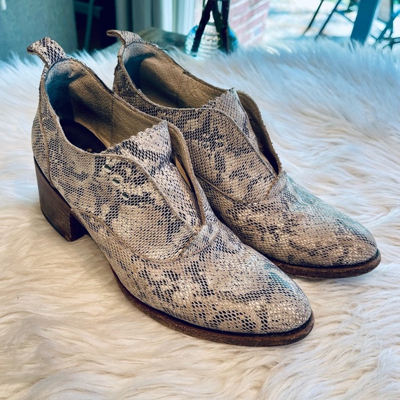 Freebird by Steven Python Gray Sadie Oxfords - Picture 8 of 15